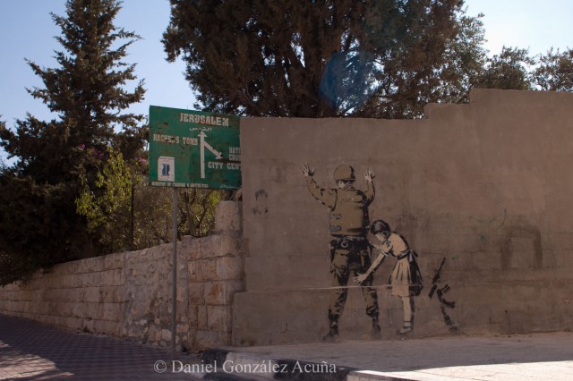 Grafiti contra el control del ejército israelí